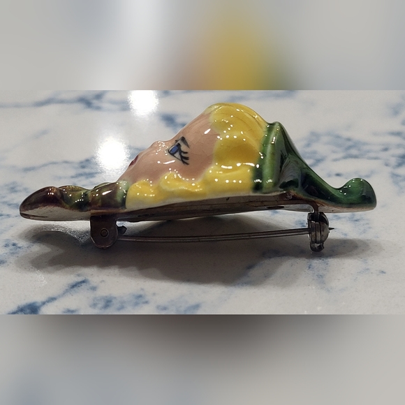 Vintage Small Ceramic Pixie Brooch - Picture 3 of 8